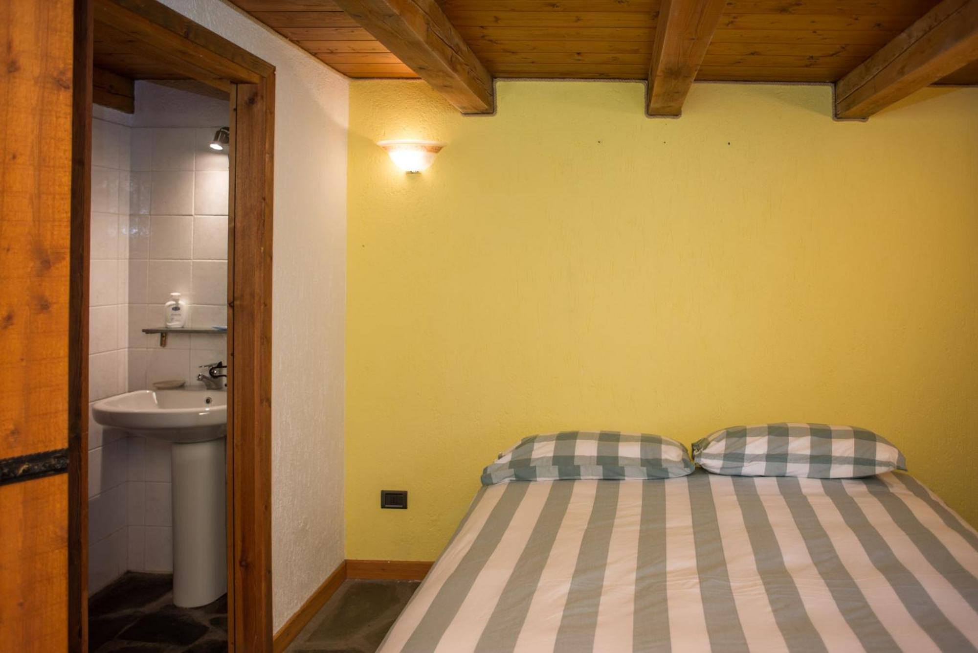 Mont Blanc Apartments Morgex Chambre photo