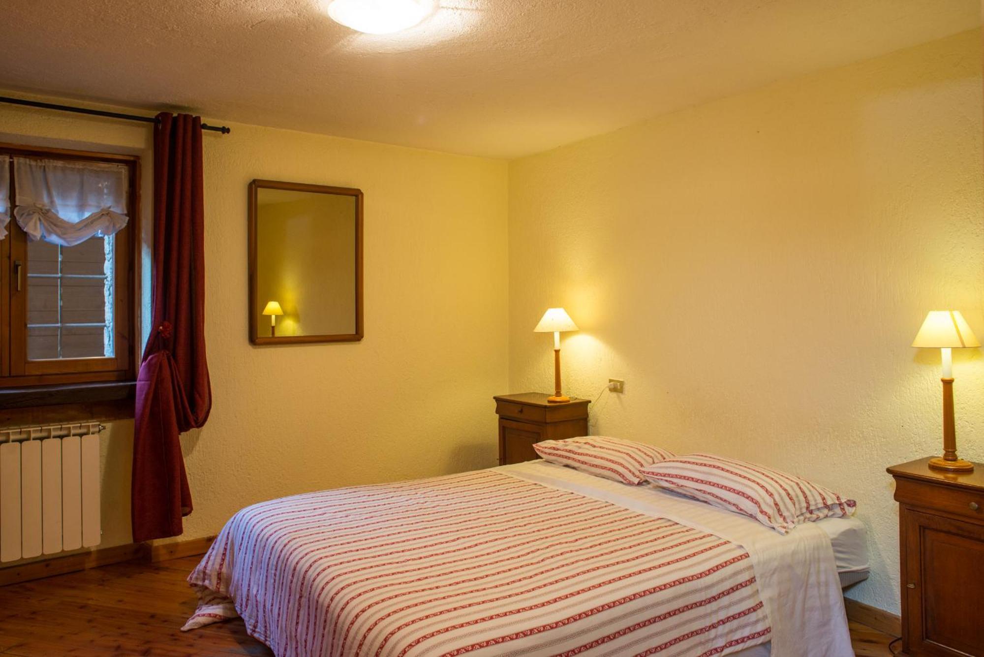 Mont Blanc Apartments Morgex Chambre photo